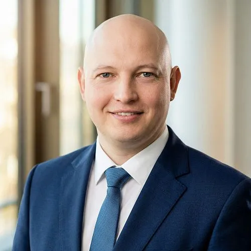 Михаил Романович Б.
